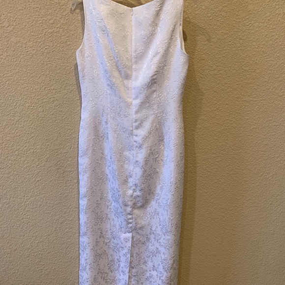 Kari’s Korner sleeveless with jacket - Picture 8 of 9